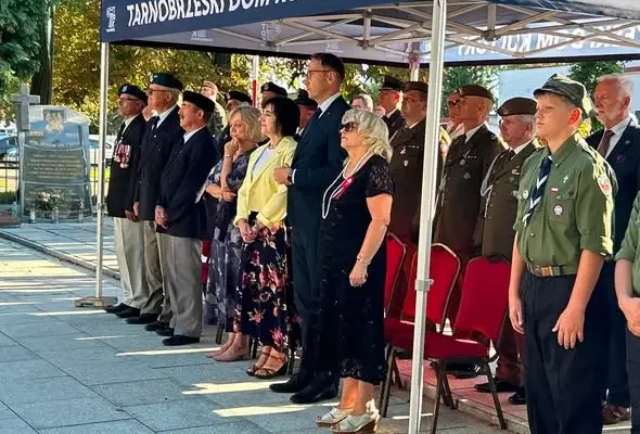 Rocznica wybuchu II wojny światowej w Tarnobrzegu: hołd dla bohaterów Westerplatte