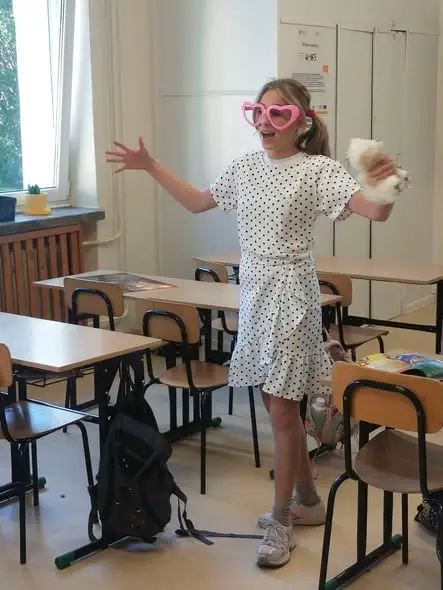 Ogólnopolski Dzień Głośnego Czytania w Katoliku – starsi uczniowie czytali młodszym