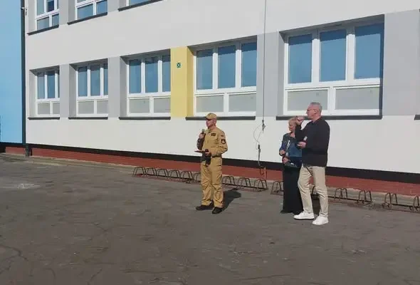 Próbna ewakuacja w Szkole Podstawowej nr 4 w Tarnobrzegu