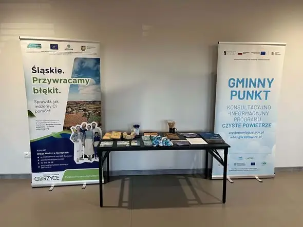 Seniorzy z Rogowa wzięli udział w warsztatach o segregacji odpadów i systemie kaucyjnym