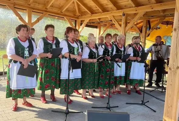 Koła Gospodyń Wiejskich z Grębowa uczą się o ziołach i ekologii