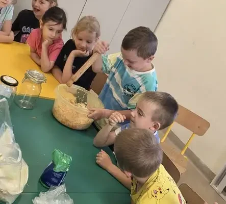 Przedszkolaki z Baranowa Sandomierskiego uczą się, jak dbać o zdrowie jesienią