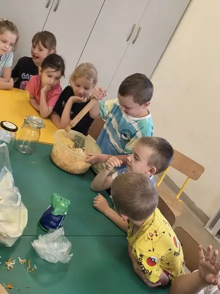 Przedszkolaki z Baranowa Sandomierskiego uczą się, jak dbać o zdrowie jesienią