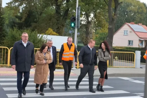 Nowa sygnalizacja świetlna w Stalach poprawi bezpieczeństwo na skrzyżowaniu