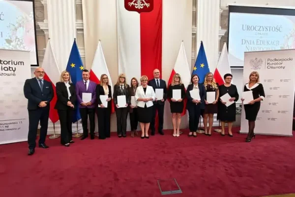 Nauczycielka z Gorzyc nagrodzona przez Podkarpackiego Kuratora Oświaty