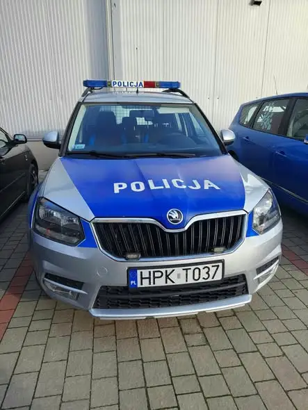 Gorzyce: strażacy z OSP pomogli otworzyć mieszkanie, wezwano policję i pogotowie